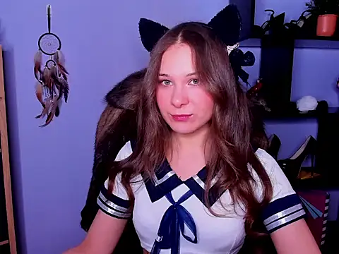 LanaLovely online show from April 8, 2026, 6:26 am