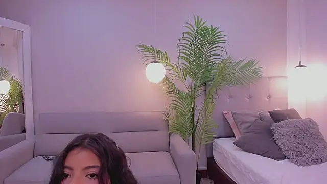 Snapshot of Iriana_Vexz chatting on February 25, 2026, 1:44 pm Iriana Vexz online show from February 25, 2026, 1:44 pm