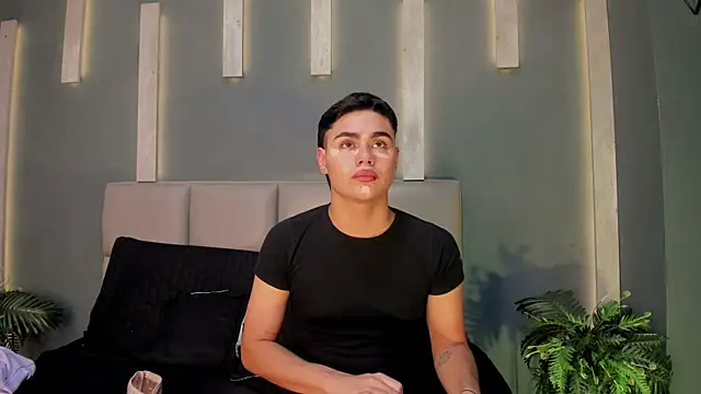 Snapshot of FemNoa chatting on February 24, 2026, 1:34 pm FemNoa online show from February 24, 2026, 1:34 pm