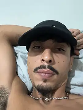 Snapshot of ActingSubunit chatting on February 10, 2026, 1:26 am ActingSubunit online show from February 10, 2026, 1:26 am