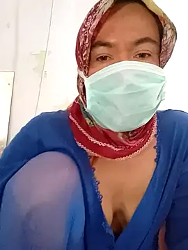 Snapshot of turbanlim07 chatting on March 4, 2026, 10:45 am turbanlim07 online show from March 4, 2026, 10:45 am