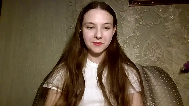 YuniNeko online show from April 7, 2026, 4:31 pm