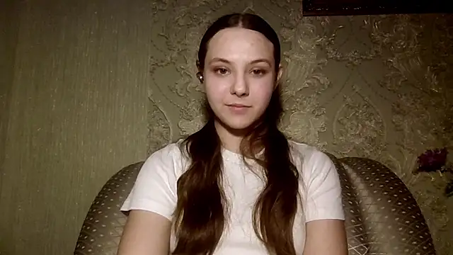 YuniNeko online show from April 11, 2026, 5:16 pm