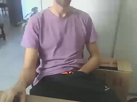 willyhot hot online show from April 23, 2026, 7:04 pm