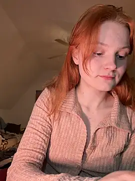 Snapshot of mad_girlygirl chatting on February 6, 2026, 8:38 pm mad girlygirl online show from February 6, 2026, 8:38 pm