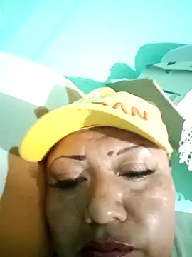 perrit17 online show from April 17, 2026, 8:44 pm