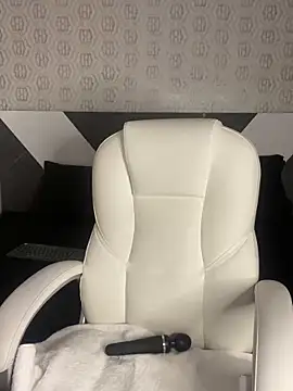 Mia rivers   online show from February 12, 2026, 7:02 pm