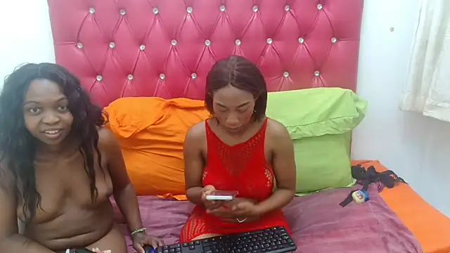 Snapshot of ExoticLenny32 chatting on February 15, 2026, 12:26 pm ExoticLenny32 online show from February 15, 2026, 12:26 pm