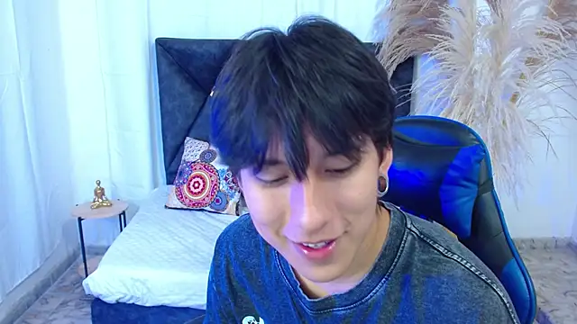 Snapshot of nikoo_18 chatting on February 11, 2026, 1:33 pm nikoo 18 online show from February 11, 2026, 1:33 pm