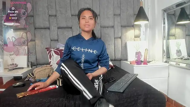 Snapshot of Maggyx chatting on July 8, 2026, 1:56 pm Maggyx online show from July 8, 2026, 1:56 pm