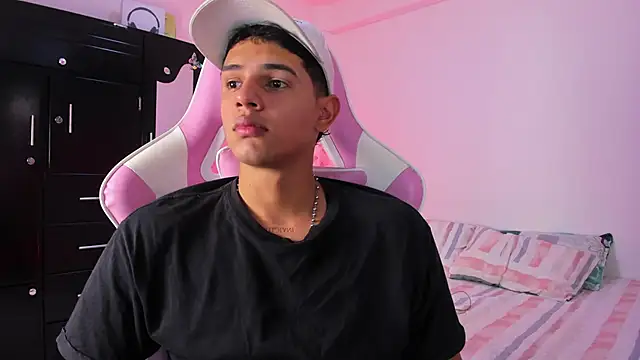 Snapshot of Adrian_Prime_ chatting on February 18, 2026, 7:21 pm Adrian Prime online show from February 18, 2026, 7:21 pm