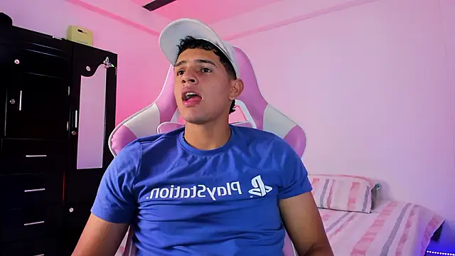 Snapshot of Adrian_Prime_ chatting on February 13, 2026, 6:52 pm Adrian Prime online show from February 13, 2026, 6:52 pm