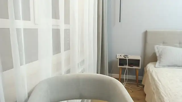 Tasiya online show from April 7, 2026, 5:04 pm