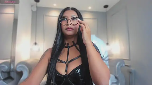 MiaSmit  online show from February 10, 2026, 3:05 am