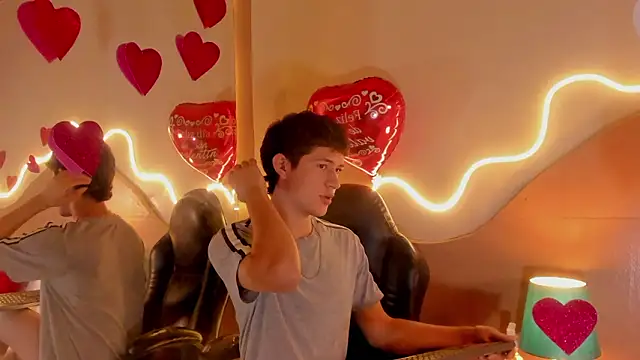 Snapshot of Christian_Foxx chatting on February 14, 2026, 1:44 pm Christian Foxx online show from February 14, 2026, 1:44 pm