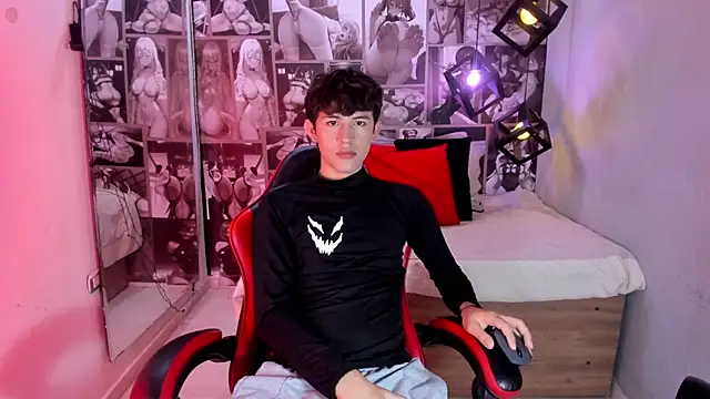 Christian Foxx online show from April 28, 2026, 1:48 pm