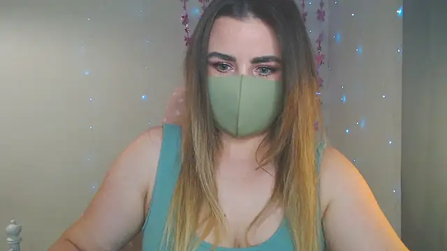 Avelina1 online show from May 15, 2026, 12:25 pm