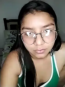 hotbrunette25 online show from February 22, 2026, 3:31 am