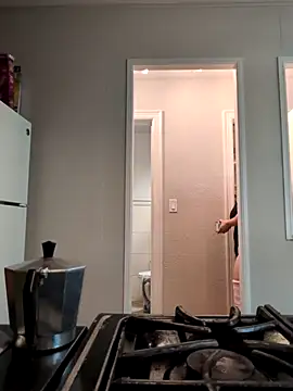 Snapshot of lillythotz chatting on April 1, 2026, 7:00 pm lillythotz online show from April 1, 2026, 7:00 pm