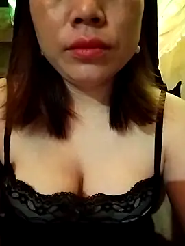 Snapshot of cong1122 chatting on February 14, 2026, 9:48 pm cong1122 online show from February 14, 2026, 9:48 pm