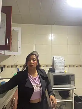 Snapshot of Ximena_firee chatting on February 19, 2026, 11:18 am Ximena firee online show from February 19, 2026, 11:18 am