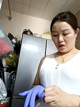 Jennie dogy online show from April 4, 2026, 4:08 am