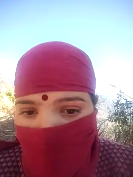 Hotty Priyaji online show from February 5, 2026, 7:26 am