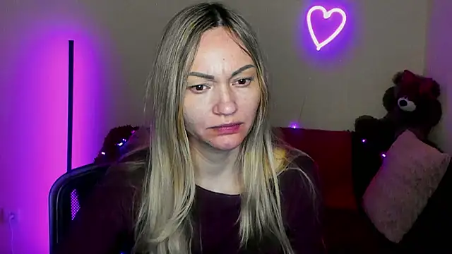 BlondMikey22 online show from April 5, 2026, 5:30 pm