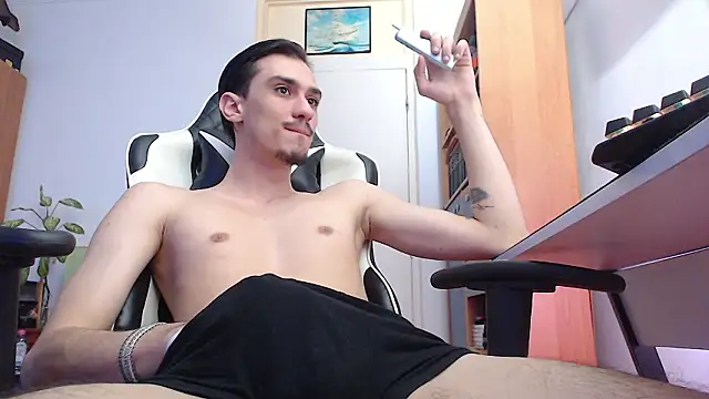 silasluxor online show from March 7, 2026, 8:54 am