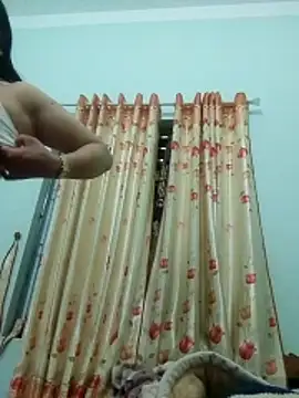 Jolie sexy online show from March 31, 2026, 1:35 pm