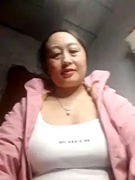 Jolie sexy online show from March 4, 2026, 4:59 pm