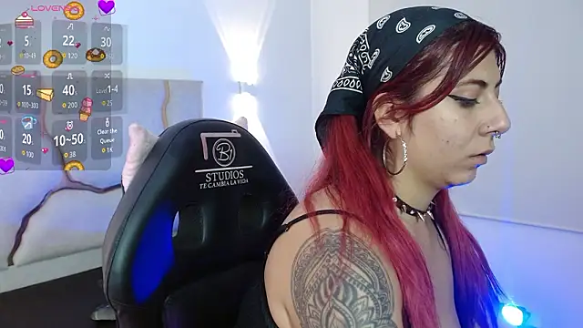 Snapshot of Sashaa_tay chatting on February 12, 2026, 7:35 pm Sashaa tay online show from February 12, 2026, 7:35 pm