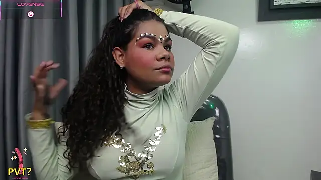 yaazhinii online show from March 17, 2026, 11:46 am