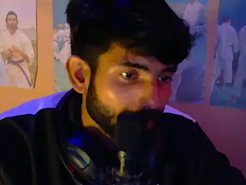 Snapshot of MorningLicker chatting on February 6, 2026, 7:32 pm MorningLicker online show from February 6, 2026, 7:32 pm