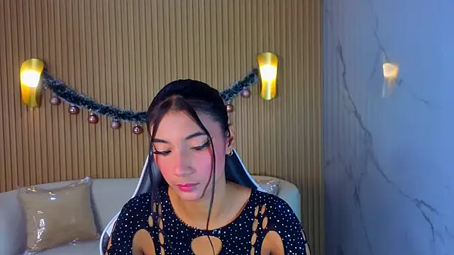 Perla Moon Tx online show from February 6, 2026, 12:34 pm