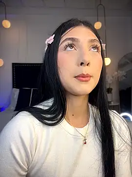 BadLilAngelXXX online show from March 25, 2026, 1:21 pm