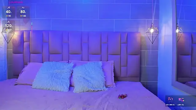 Naomi-Thompson online show from February 9, 2026, 6:39 pm