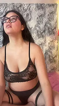 Snapshot of Dahlia-Rose chatting on February 16, 2026, 2:43 am Dahlia-Rose online show from February 16, 2026, 2:43 am