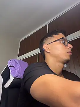 Gael Velaryx online show from March 9, 2026, 7:50 pm