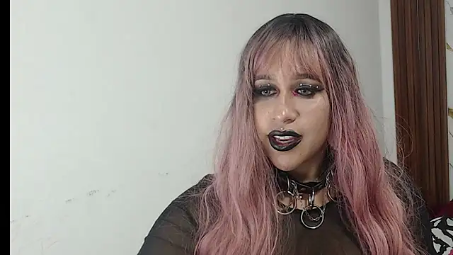 Snapshot of valen_ros chatting on March 1, 2026, 11:38 pm valen ros online show from March 1, 2026, 11:38 pm