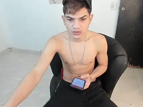 Snapshot of Jesshot_bigcock20cm chatting on February 25, 2026, 3:51 am Jesshot bigcock20cm online show from February 25, 2026, 3:51 am