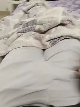 Snapshot of deadpool099 chatting on February 28, 2026, 9:14 pm deadpool099 online show from February 28, 2026, 9:14 pm