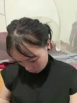 DoliceGirl2k online show from February 21, 2026, 3:14 pm