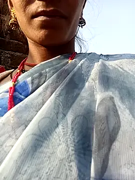 Snapshot of Punam_kiyara chatting on February 5, 2026, 3:46 am Punam kiyara online show from February 5, 2026, 3:46 am