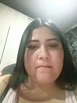 Snapshot of marilush chatting on February 15, 2026, 1:39 am marilush online show from February 15, 2026, 1:39 am