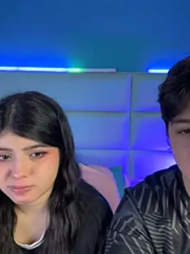 EmilyAndAndrew online show from February 13, 2026, 3:28 am