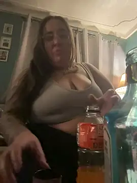 Snapshot of kayleighgirl chatting on May 9, 2026, 6:06 am kayleighgirl online show from May 9, 2026, 6:06 am