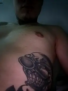 elvaquero06 online show from February 5, 2026, 7:37 am