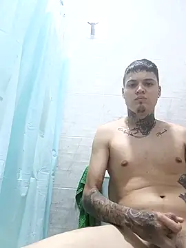 elvaquero06 online show from April 15, 2026, 12:49 am