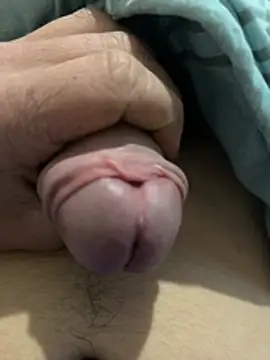 enormebitedu31 online show from March 30, 2026, 7:54 am